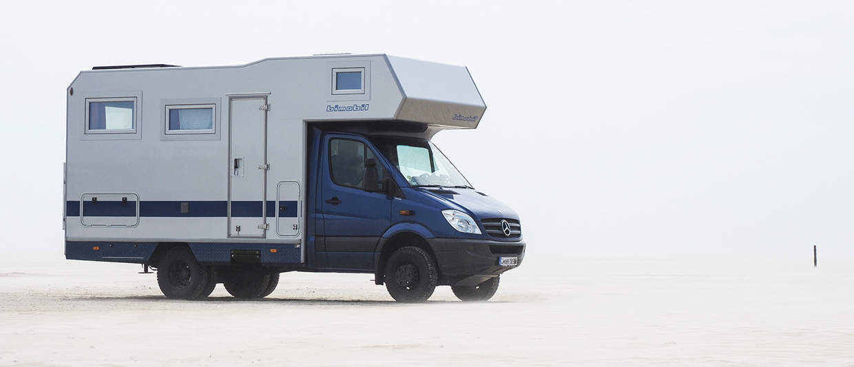 Mercedes Sprinter with alcove and heavy duty shock absorbers